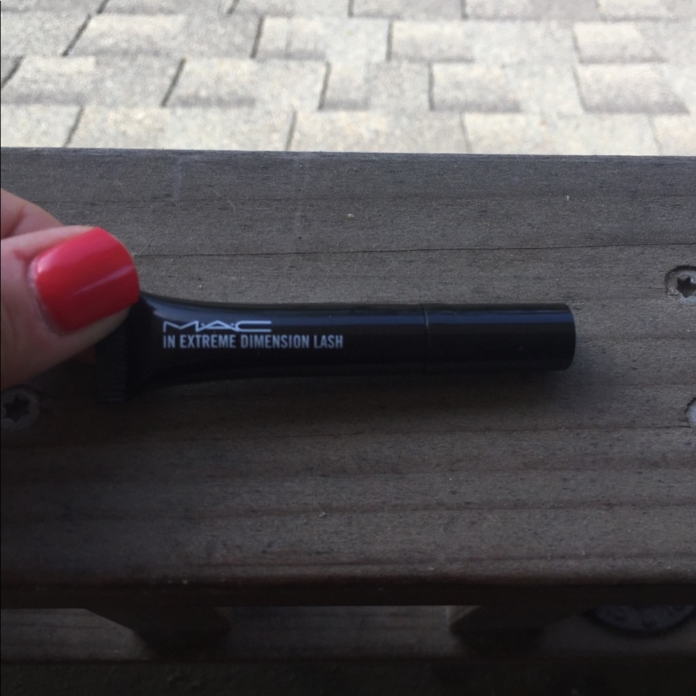 Mac Makeup Bundle - image 5